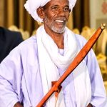 بقلم: حسن الدنقلاوي / الإرادة لا تشيخ.. وعبدالرحمن من الله يكتب درساً في العزيمة بعمر الـ 71 عاما